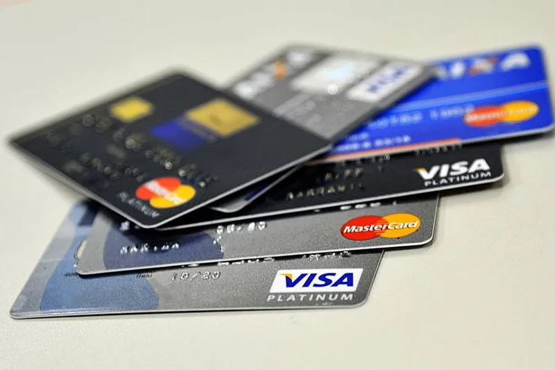 As justificativas para a falta de controle das finanças vão de não saber fazer à preguiça