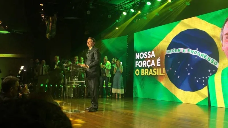 Em um discurso de cerca de 35 minutos, Bolsonaro fez referências à disputa com o PSL
