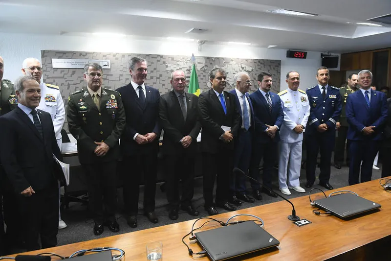 Integrantes das Forças Armadas estiveram presentes na Comissão de Relações Exteriores e Defesa Nacional do Senado