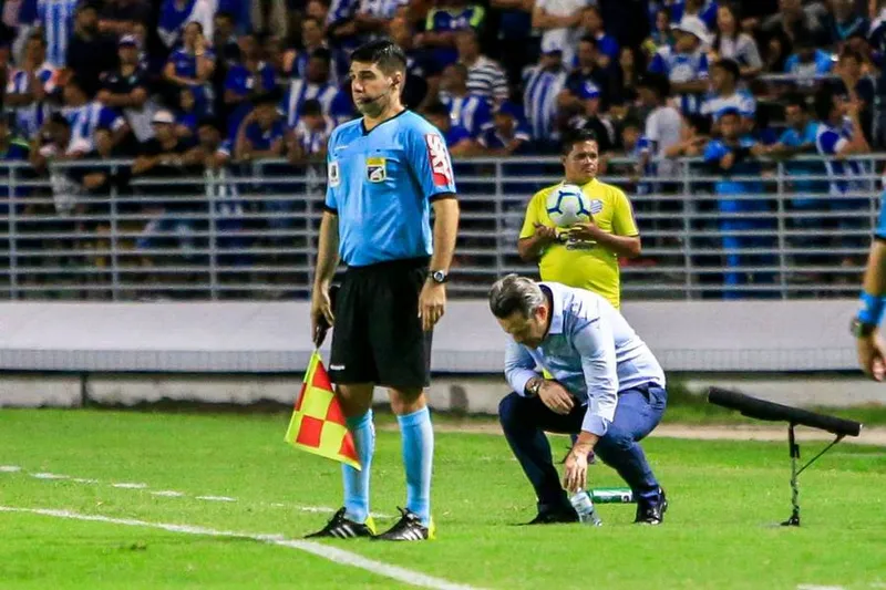 CSA do técnico Argel Fucks tem um confronto difícil, fora de casa, contra o Fortaleza, onde irá em busca da vitória para tentar evitar a queda para a Série B do Brasileiro