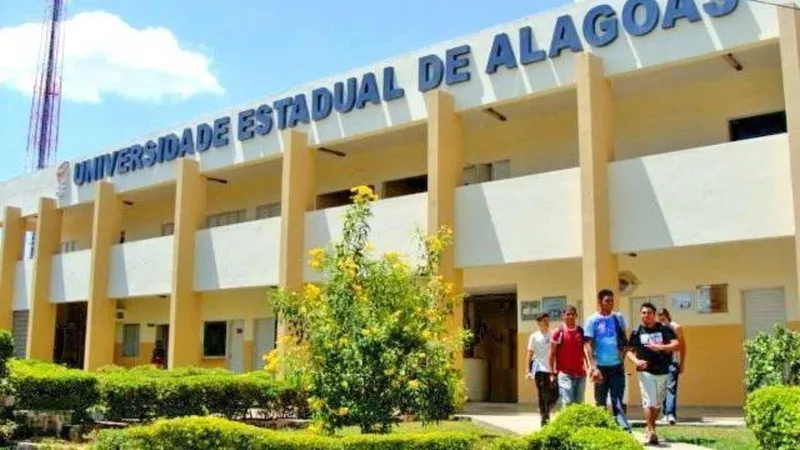 Situação caótica da Universidade Estadual de Alagoas está prejudicando os estudantes