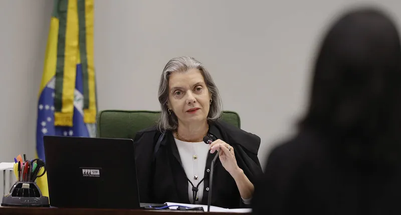 Cármen Lúcia enviou decisão ao TRF-4 na sexta-feira e tribunal deve acatar de imediato