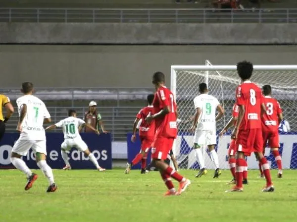 Imagem ilustrativa da imagem Pensando no G4, CRB precisa pontuar contra o Cuiabá