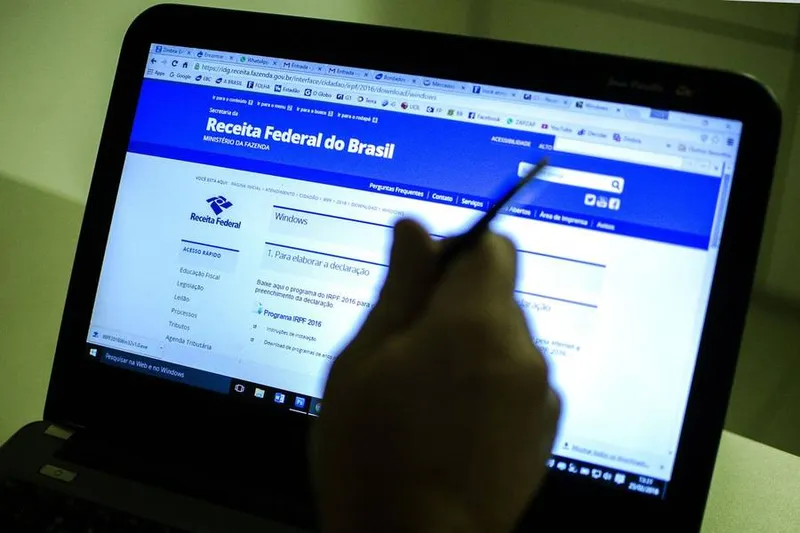 Em todo o País são 1.365.366 contribuintes, que juntos vão receber valores que totalizam R$ 2,1 bilhões, segundo dados da Receita