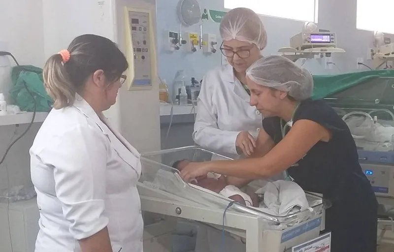 Davi Samuel foi abandonado em setembro e passou três meses internado na Maternidade Santa Mônica