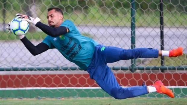 Goleiro Victor Souza foi um dos principais destaques do Cuiabá na Série B deste ano