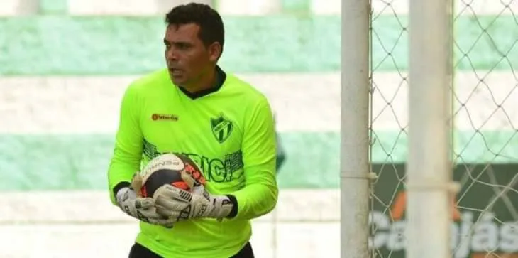 Imagem ilustrativa da imagem Clubes e FAF em luto por morte do goleiro Dias