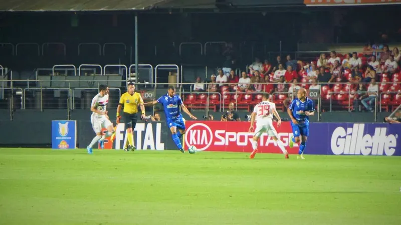 No jogo do 1º turno do Brasileirão, em setembro, disputado no Morumbi, CSA e São Paulo ficaram no empate por 1 a 1, gols de Reinaldo e Bustamante