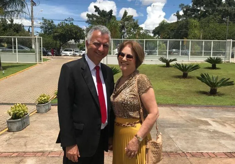 Pastor Rógers e esposa vão trabalhar com crianças no Líbano, país que abriga muitos refugiados