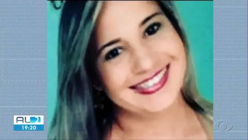 Imagem ilustrativa da imagem DELEGADOS INVESTIGAM MORTE DE MARIANA TORRES