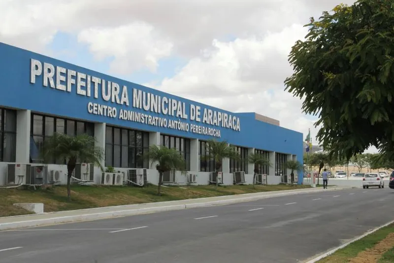 Imagem ilustrativa da imagem JUSTIÇA DÁ 5 DIAS PARA MUNICÍPIO DE ARAPIRACA PAGAR SALÁRIOS