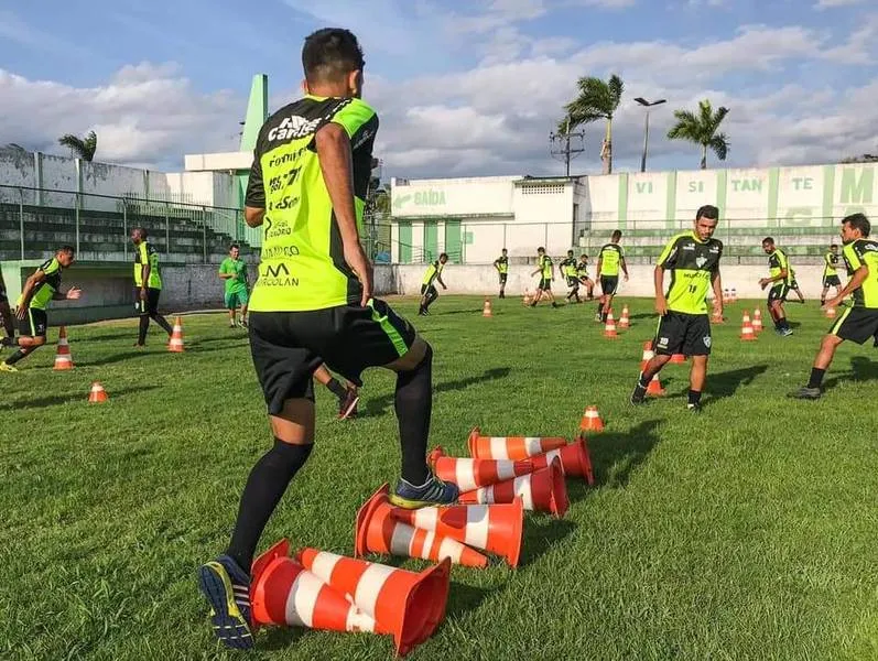 Imagem ilustrativa da imagem Jaciobá e Murici avançam durante pré-temporada