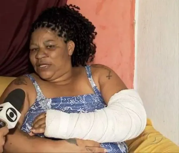Imagem ilustrativa da imagem PACIENTES ORTOPÉDICOS SOFREM À ESPERA DE CIRURGIAS NO HGE