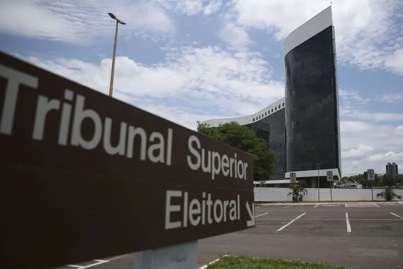 Imagem ilustrativa da imagem PREFEITOS ESTÃO PROIBIDOS DE DISTRIBUIR BENS, VALORES E BENEFÍCIOS