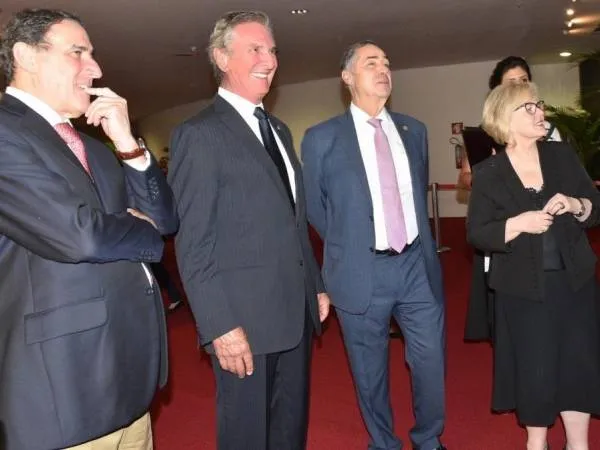 Senador Fernando Collor participou da cerimônia de abertura da exposição Diplomação na República Brasileira’, no TSE