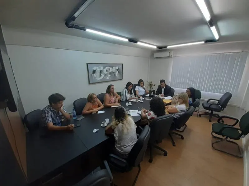 Imagem ilustrativa da imagem REUNIÃO DISCUTE RELOCAÇÃO DE DUAS ESCOLAS NO PINHEIRO