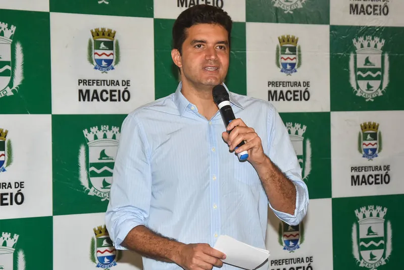 Rui segue travando uma disputa interna no PSDB para que o partido tenha candidato
