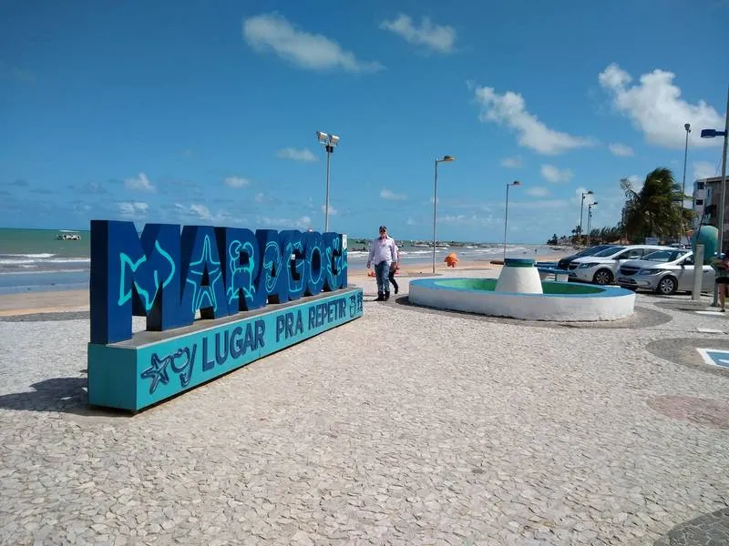 A população de Maragogi, no litoral Norte mais que dobra durante a alta temporada