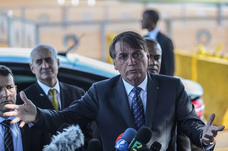 Bolsonaro repetiu mesmo insulto cometido por Hans River durante depoimento à CPMI das Fake News do Congresso