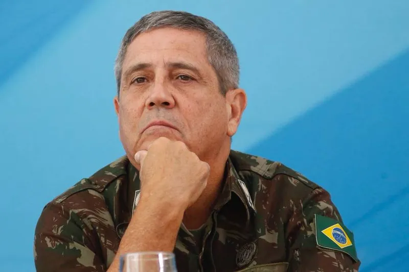General Braga Netto teve na intervenção militar na área de segurança pública do Rio o ponto mais alto de sua carreira