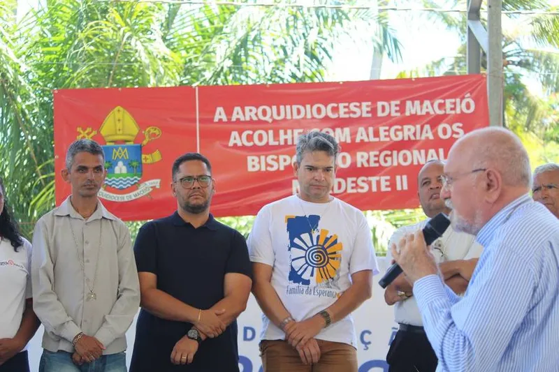 Arcebispo de Maceió, Dom Antônio Muniz, e bispos do Regional Nordeste II que vieram para a abertura da CF 2020