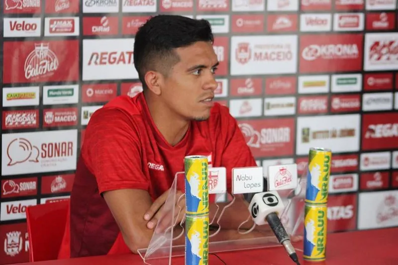 Igor Cariús garante que não tem vantagem dentro de campo, mas que a torcida regatiana fará a diferença