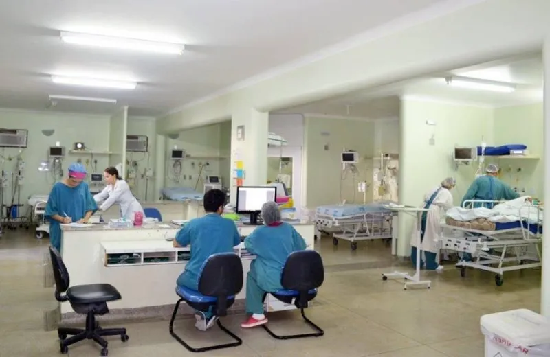 Hospital Hélvio Auto apresenta uma série de deficiências na sua estrutura, o que compromete o atendimento a pacientes que precisam utilizar a UTI