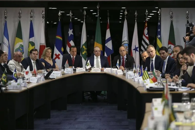 Governadores durante a 5ª Reunião do Fórum, realizada em Brasília na semana passada, ainda durante a crise do ICMS