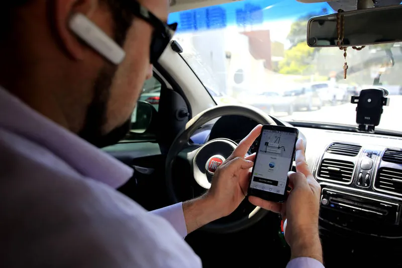 Maceió, 02 de Agosto 2017
  Anderson Correia motorista do Uber



FOTO: GILBERTO FARIAS