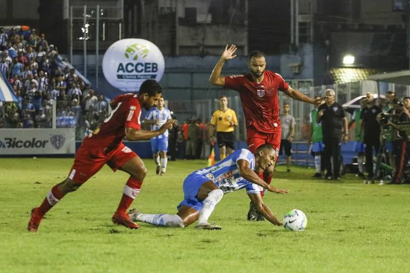 Direção do Paysandu emite nota reclamando de erros de arbitragem no jogo com o CRB, pela Copa do Brasil