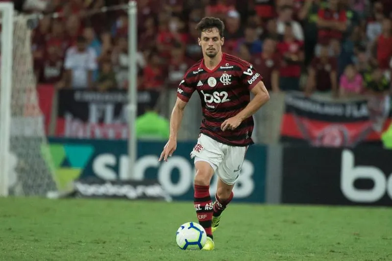 Rodrigo Caio foi relacionado pelo técnico do Flamengo para  Supercopa