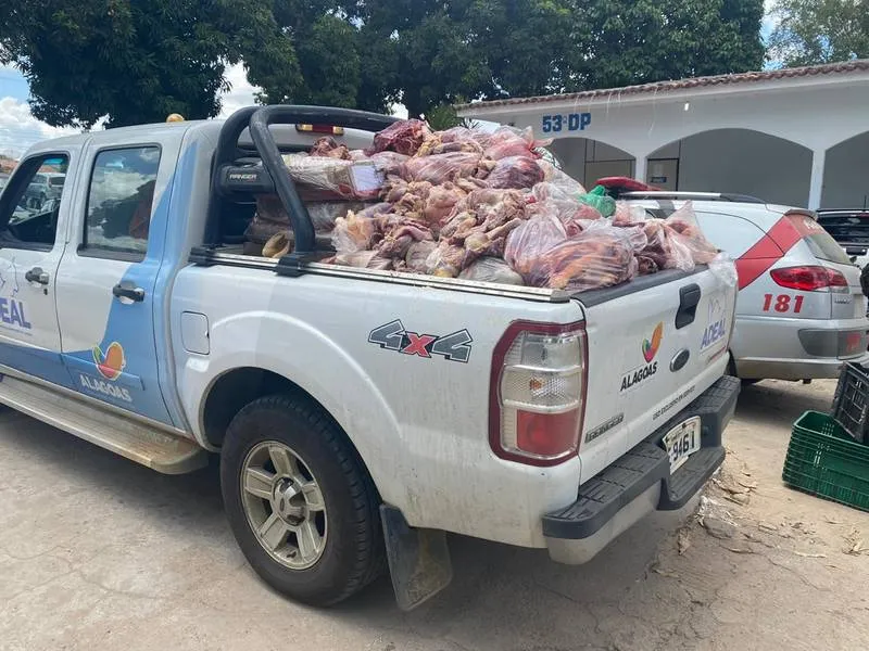 Imagem ilustrativa da imagem ABATEDOURO CLANDESTINO VENDIA CARNE DE CAVALO EM ARAPIRACA