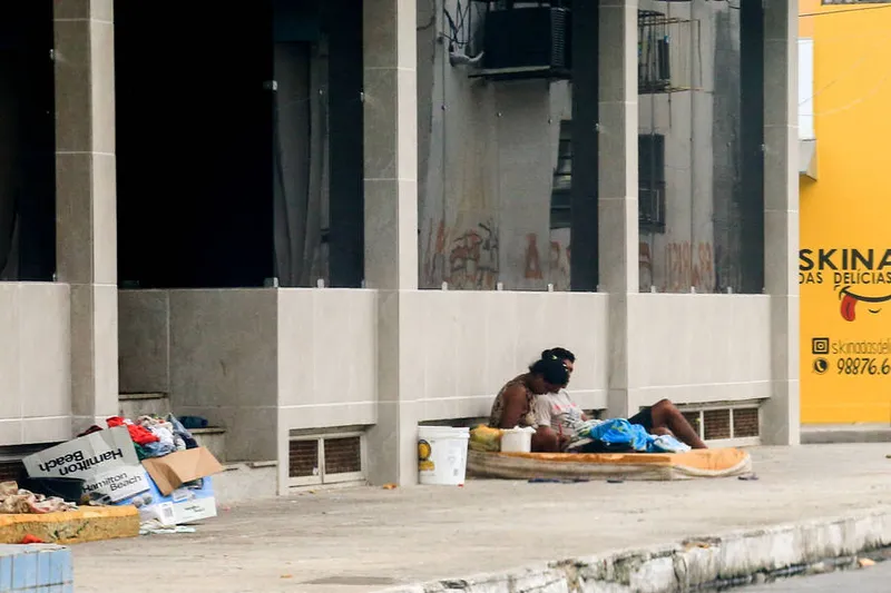 Maceió, 18 de março de 2020    
Moradores em situação de rua, morando no antigo prédio do TRE, em Maceió. Alagoas - Brasil.
Foto: ©Ailton Cruz