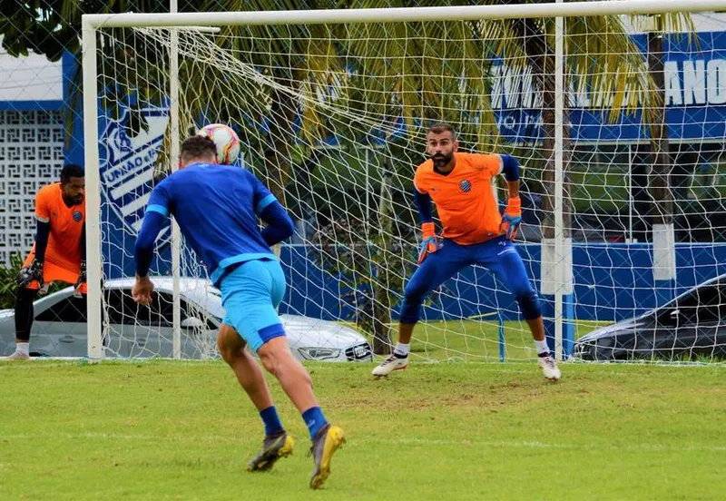 CSA voltaria a treinar ontem, mas paralisação foi prorrogada por causa do Covid-19