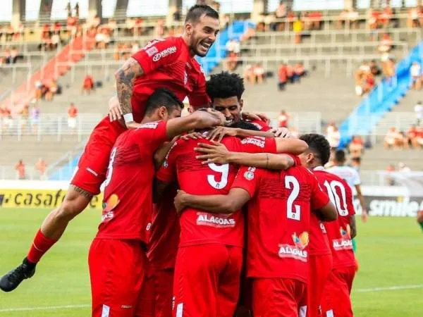 Imagem ilustrativa da imagem Contra o Cruzeiro, CRFB quer quebrar tabu na Copa do Brasil