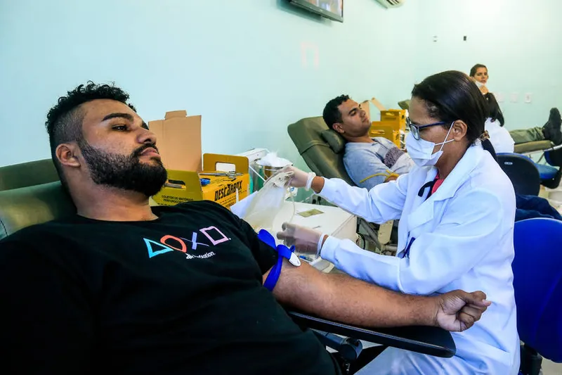 Maceió, 17 de março de 2020  
Doações de sangue caem e Hemoal vai a instituições buscar voluntários. Estoque está abaixo do necessário e número de doadores está diminuindo. Alagoas - Brasil.
Foto: ©Ailton Cruz