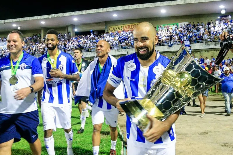 Ex-CSA, meia Daniel Costa foi o campeão da Copa das Estrelas de videogame