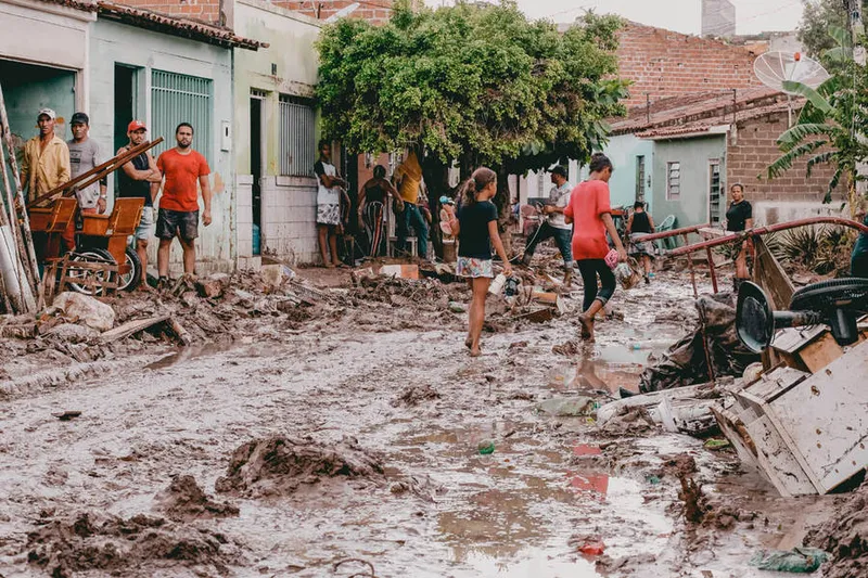 Imagem ilustrativa da imagem ENCHENTE DEIXA DEZENAS DE DESABRIGADOS EM SANTANA DO IPANEMA