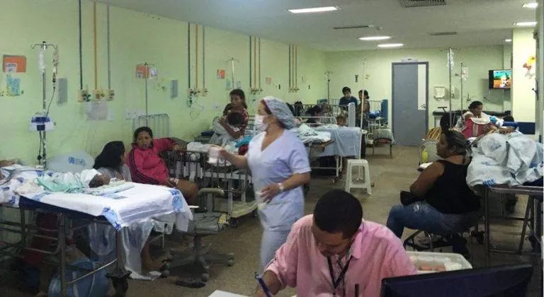 Superlotação no HGE é frequente e pacientes denunciam com fotos e vídeos na internet