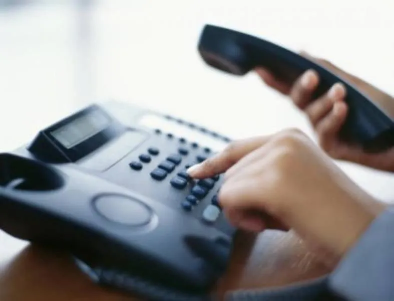 Número de linhas de telefonia fixa recua quase 20% em Alagoas, em um ano, diz Anatel