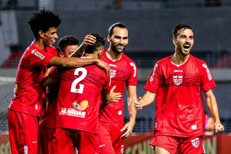 CRB volta a campo, pela Copa do Nordeste, na quarta-feira (22), enfrentando o Ceará