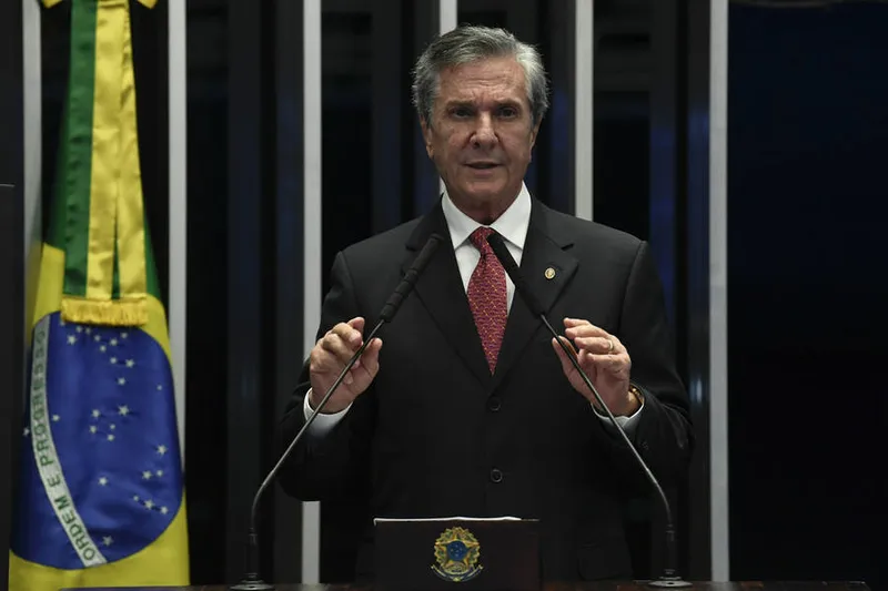 Fernando Collor utilizou as redes sociais para pedir perdão pelo bloqueio de ativos durante a Presidência