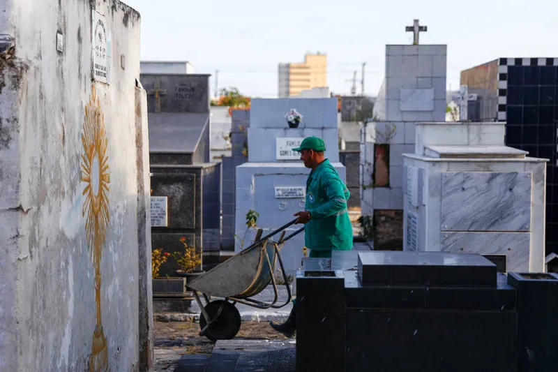 Imagem ilustrativa da imagem COM COVID, NÚMERO DE MORTES NATURAIS EM AL AUMENTA 29,1%