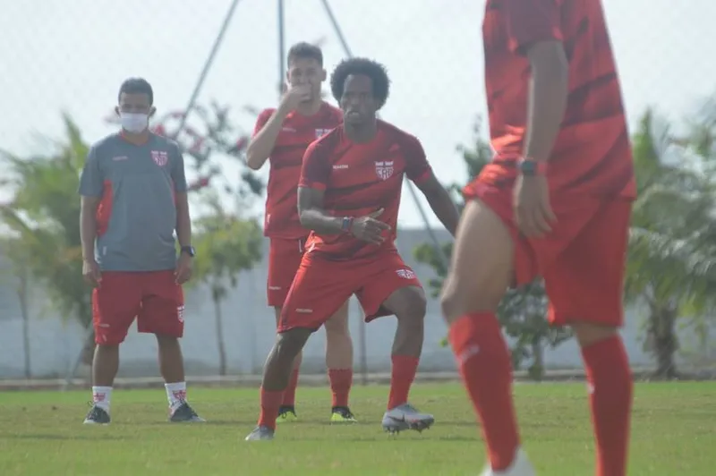 Antes de viajar, CRB realizou o último treino no seu CT, na manhã dessa segunda (20)