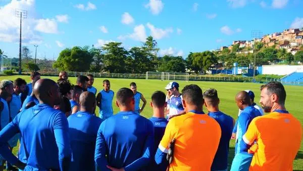 Com a quarentena, jogadores do CSA não estão treinando mais em campo, mas em casa