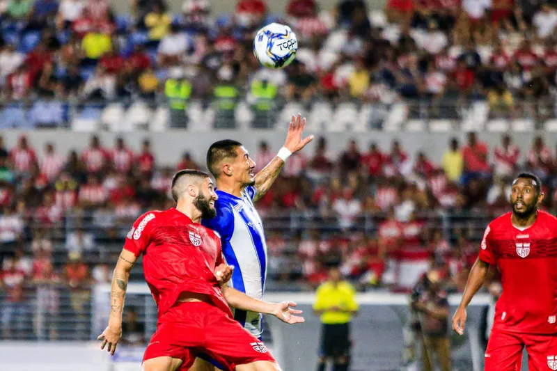 Maceió, 09 de fevereiro de 2020
Lance do jogo entre CRB X CSA. Partida válida pela 3ª rodada da Copa do Nordeste, realizada no Estádio Rei Pelé. Alagoas - Brasil.
Foto: Ailton Cruz