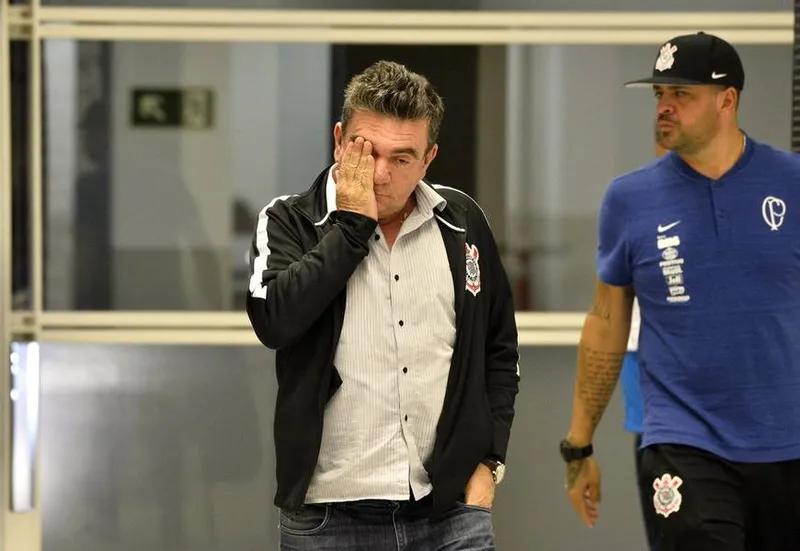 Presidente do Corinthians, Andrés Sanchez lida com dificuldades financeiras no clube