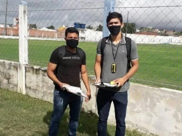 Engenheiros visitaram as instalações do Elisão e vão fazer levantamento das obras executadas no estádio