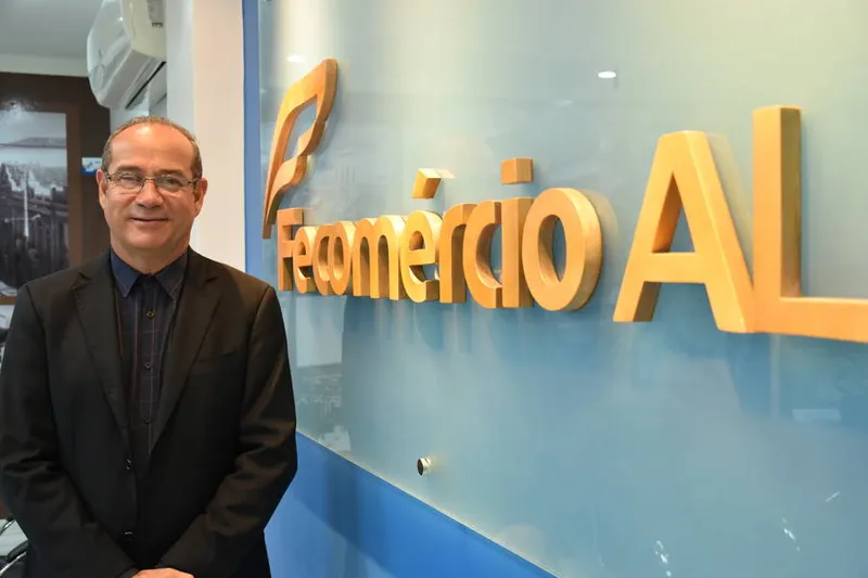 Presidente da Fecomércio-AL, Gilton Lima discorda de manutenção de fase na capital
