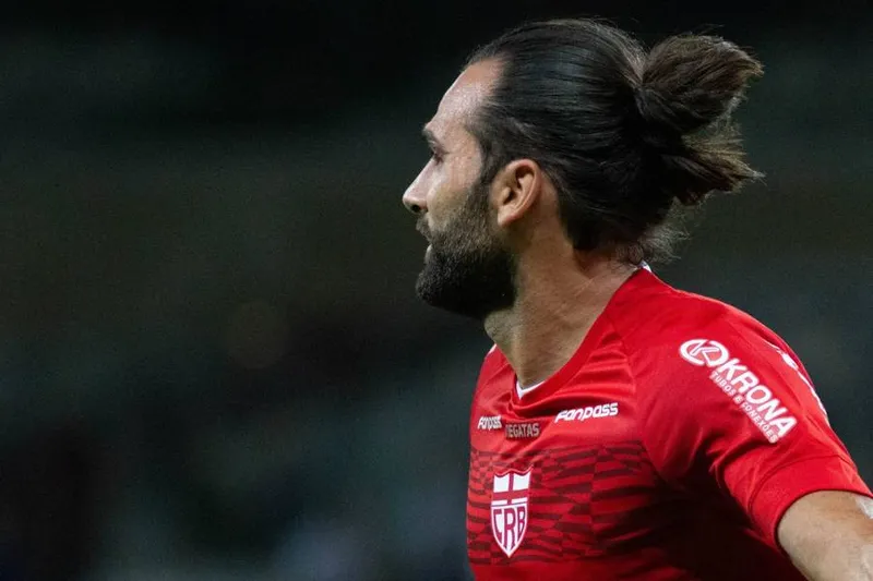 Léo Gamalho, sobre a Copa do Nordeste: “É um campeonato que gosto muito, mexe com a região toda”